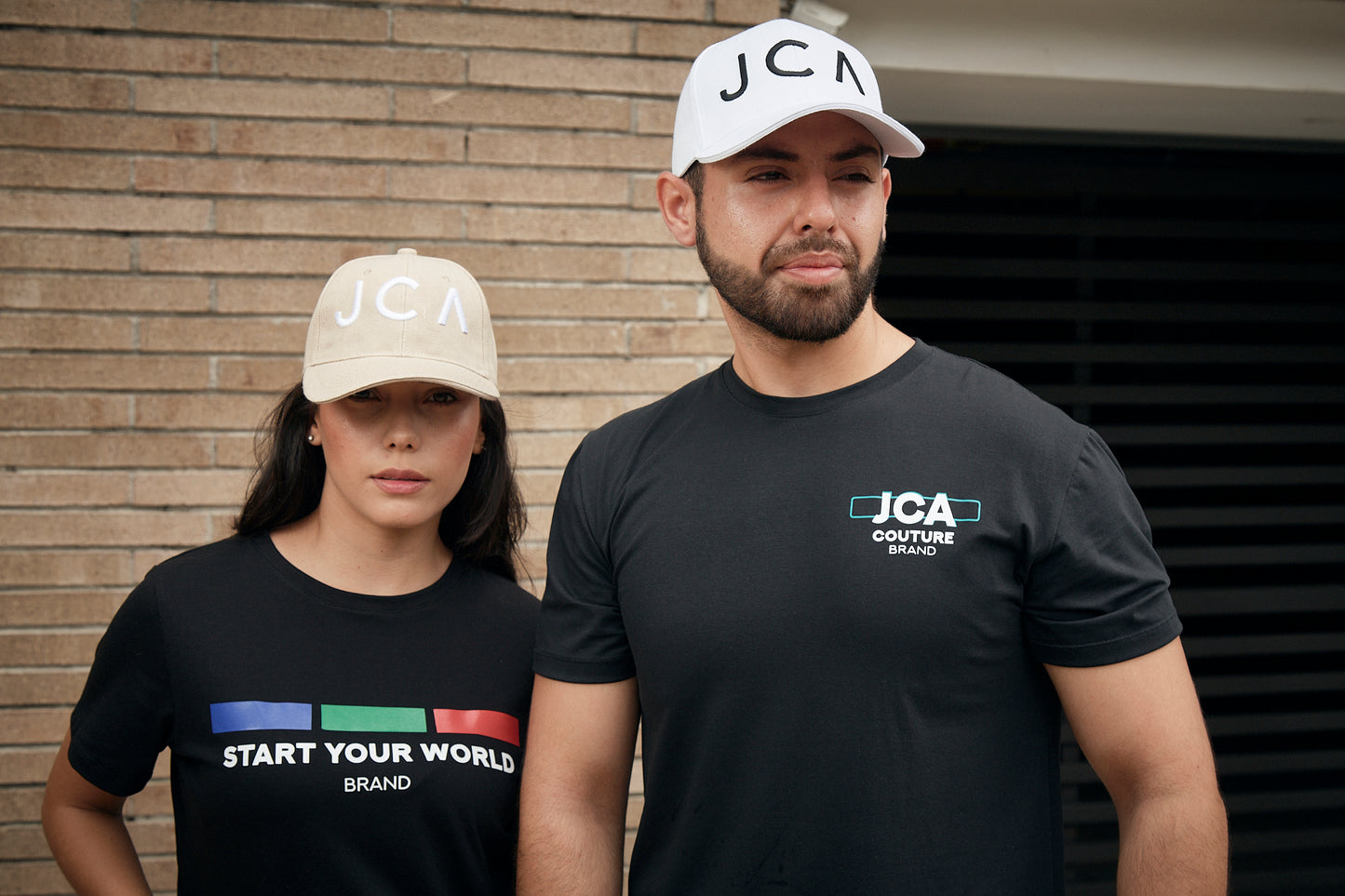 Camiseta Negra Start Your World